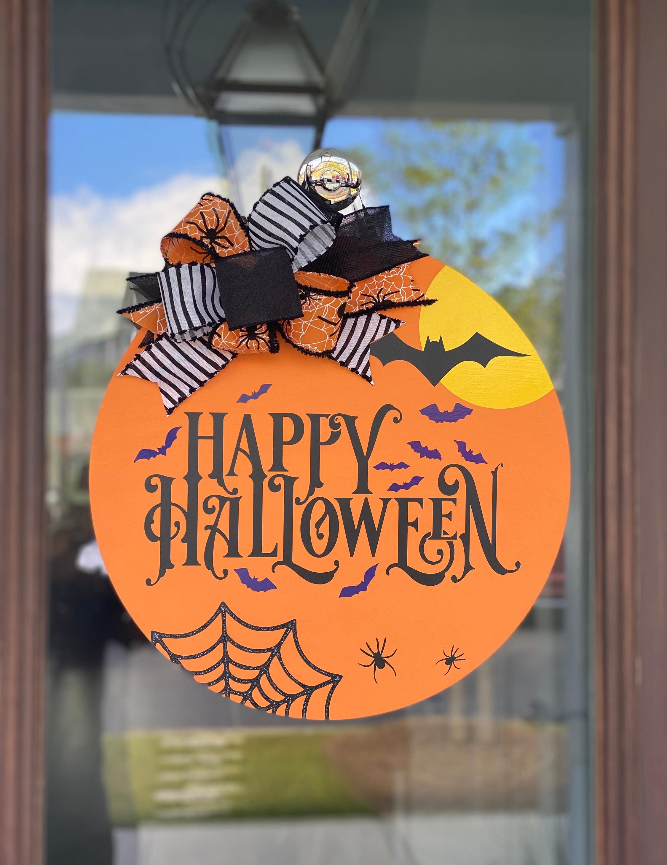 Happy Halloween Birchwood Door Hanger: Spooky Outdoor Decor