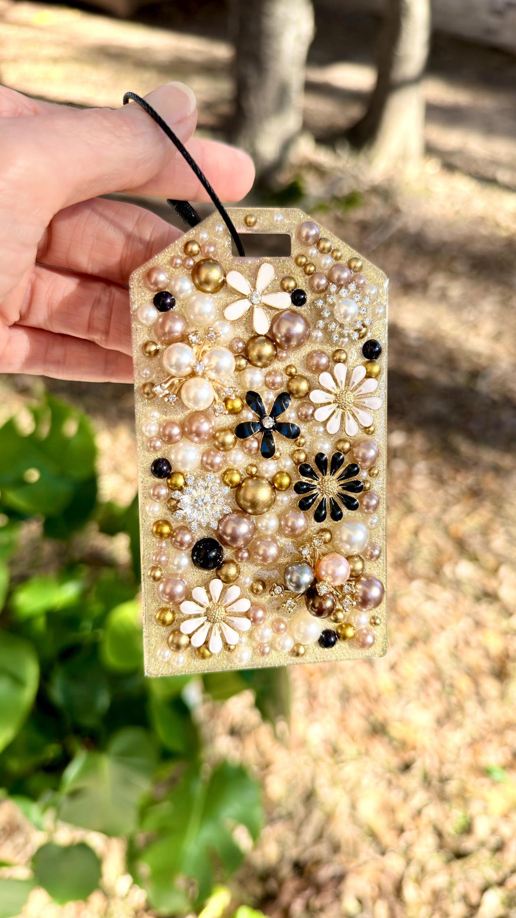 Glam Pearl & Floral Beaded Luggage Tag